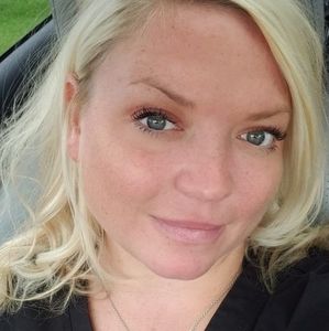 Meet your Posher, Candace